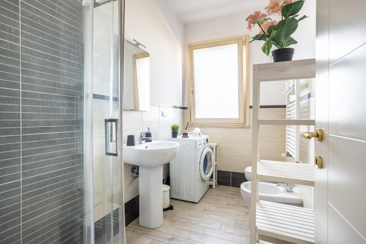 Urban Retreat -Private Parking+Terrace Apartman Róma Kültér fotó